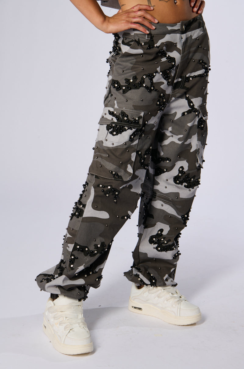 APPLY PRESSURE GREY CAMO CARGO PANT