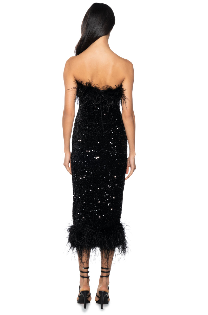 PEARLESCENT BODY SEQUIN MIDI DRESS