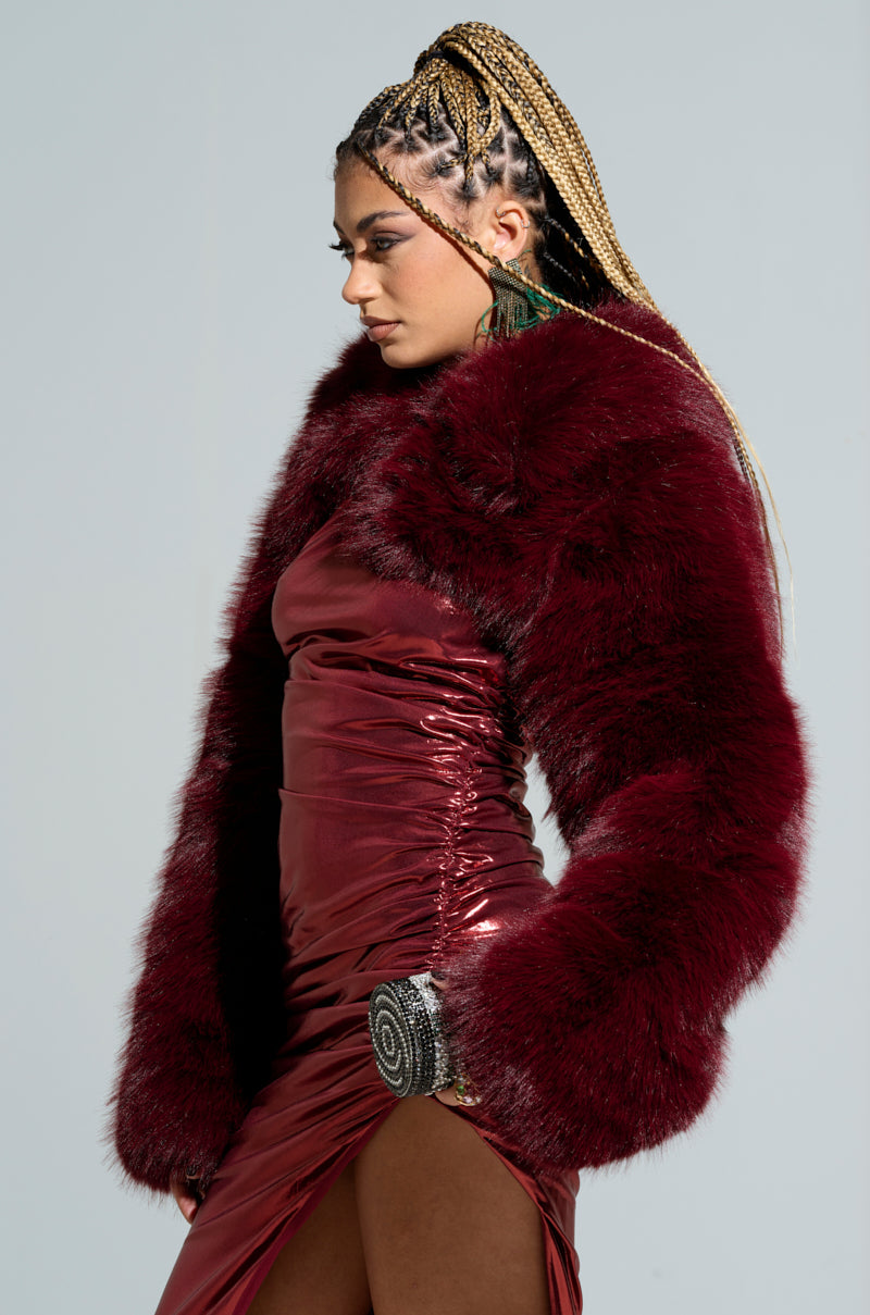 LEILA ULTRA CROP FAUX FUR IN BURGUNDY