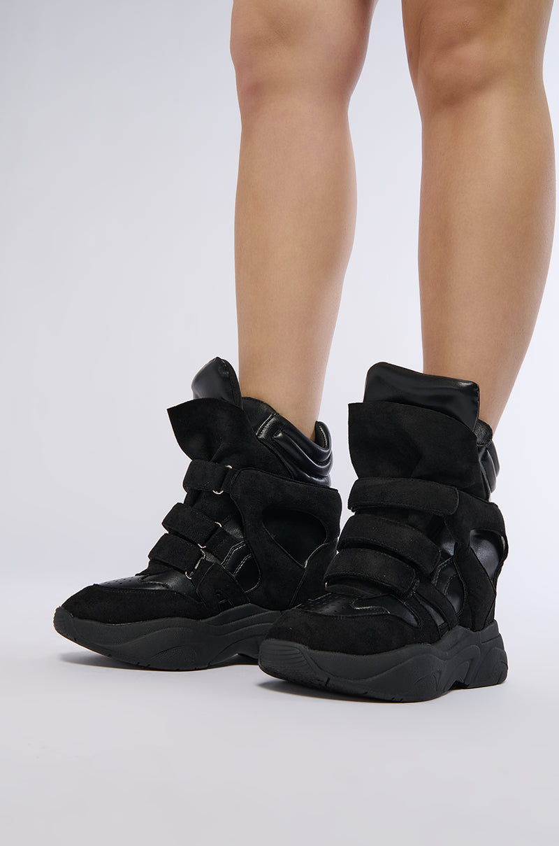 MARANTO CHUNKY BLACK SNEAKER