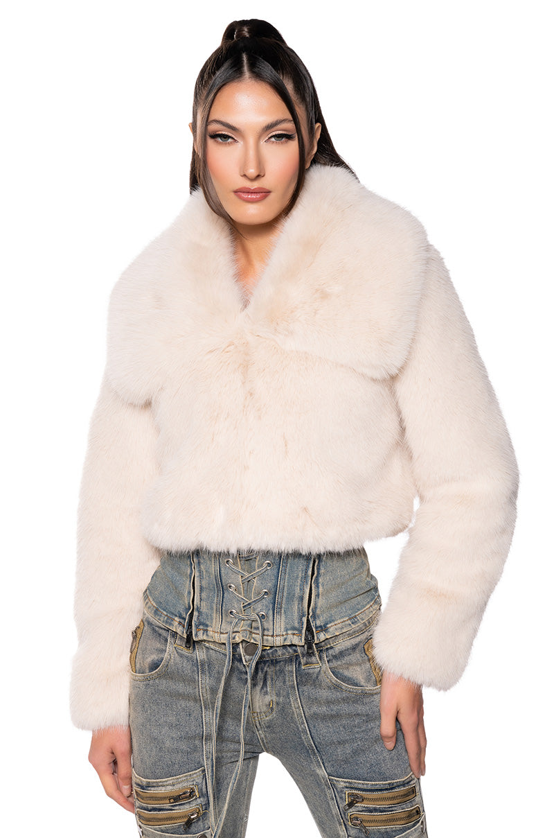 NEFTY FAUX FUR JACKET IN CREAM