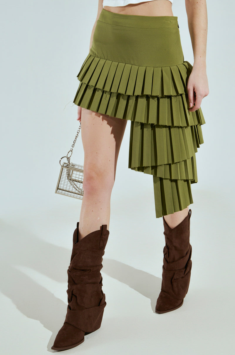 HUNTER PLEATED MINI SKIRT IN OLIVE