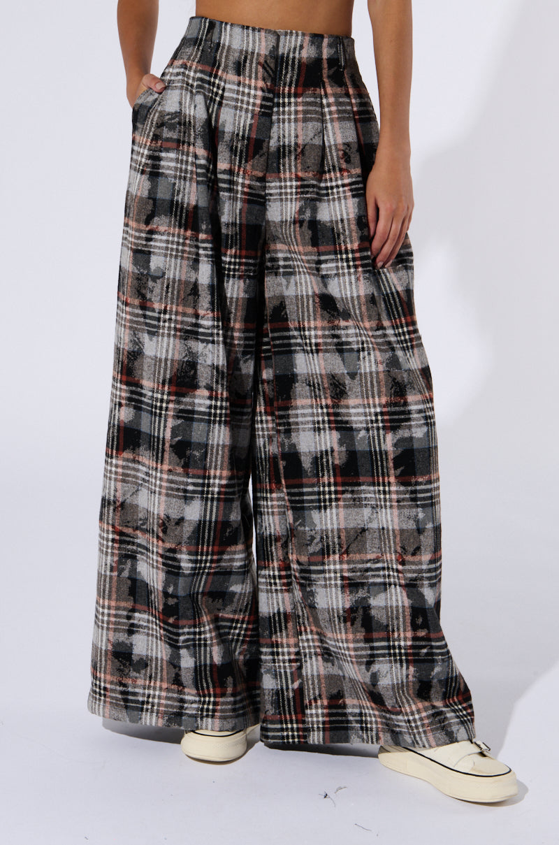 PLAID SWAGGER SLACKS