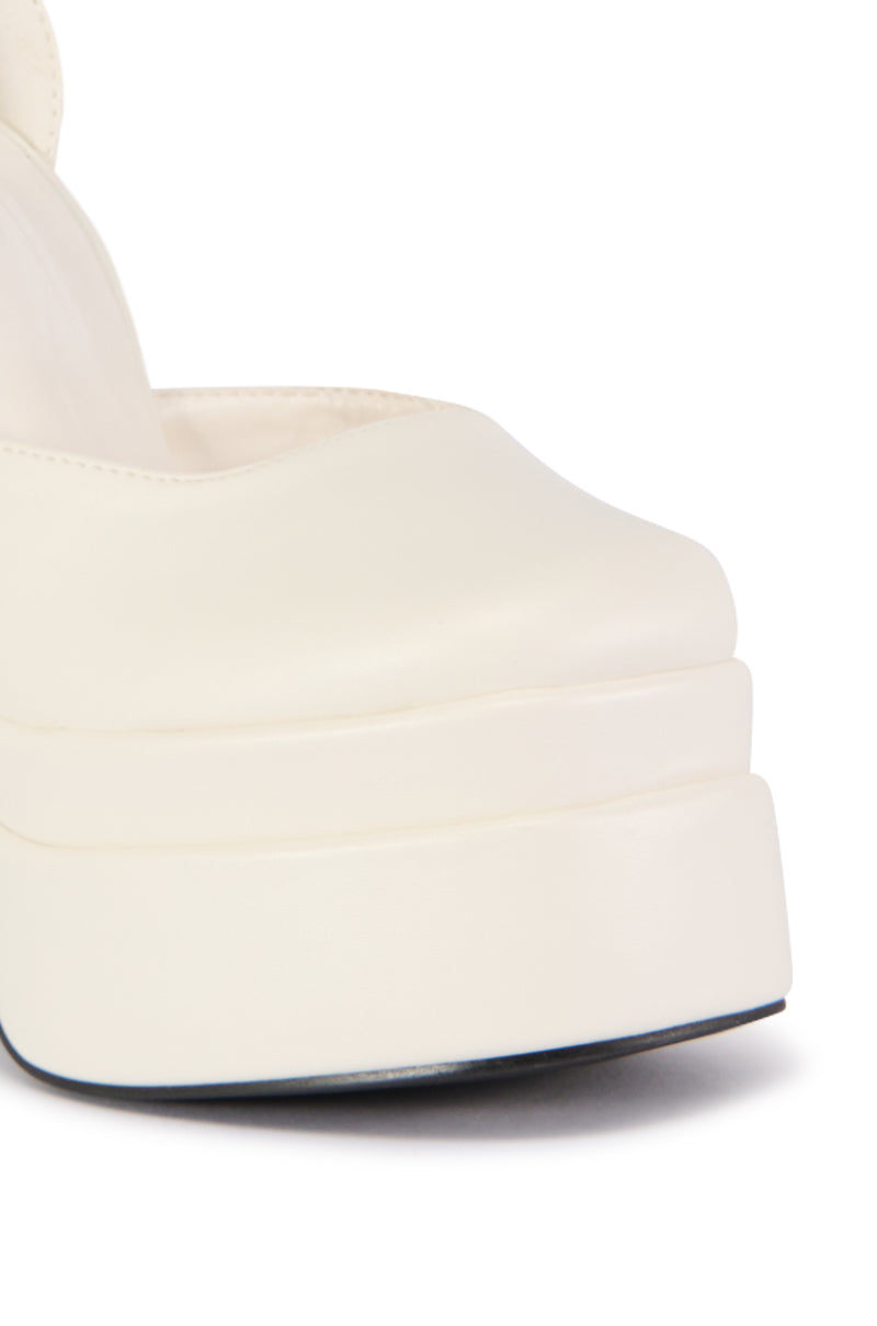 AZALEA WANG YUFFIE WHITE PLATFORM PUMP