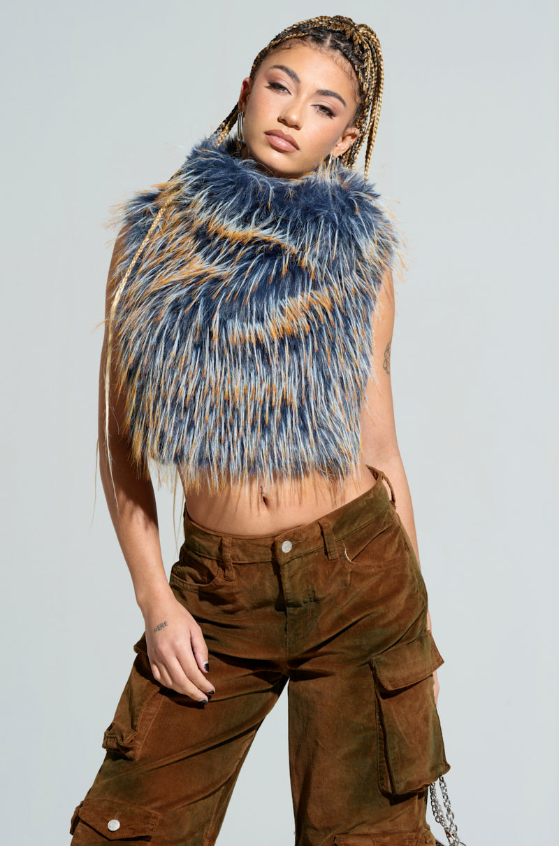 HEADED TO ASPEN SLEEVELESS FUR TOP IN BLUE