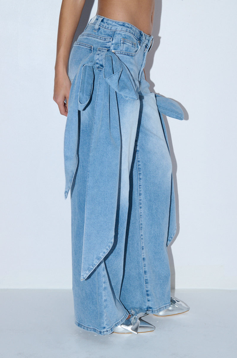 AVIVA BOW DETAIL WIDE LEG JEAN