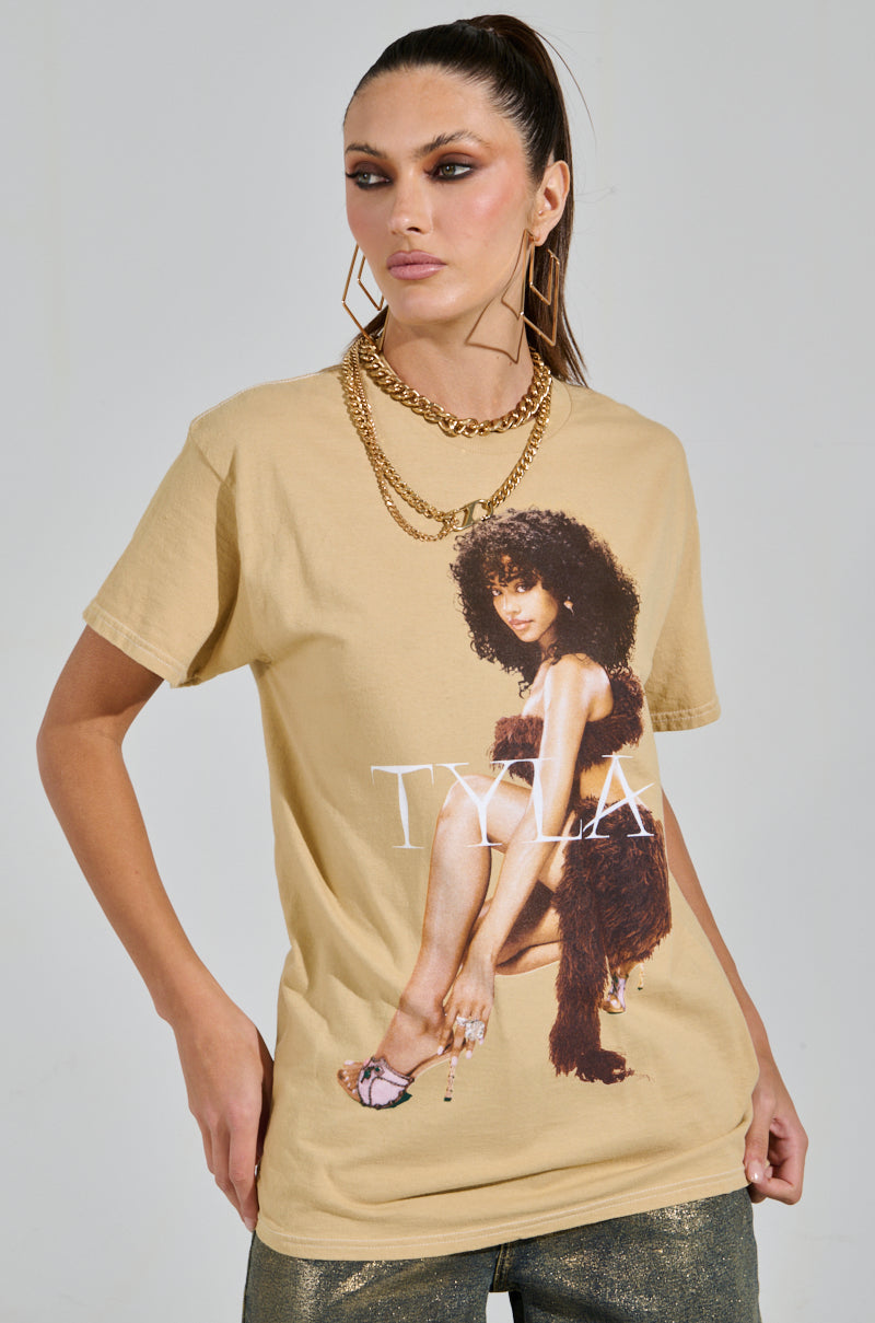 TYLA GRAPHIC TEE