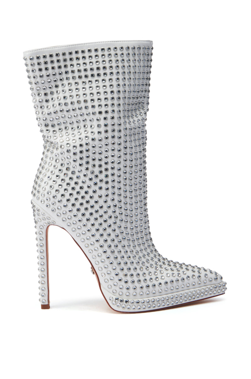 AZALEA WANG JUBAL WHITE EMBELLISHED BOOTIE