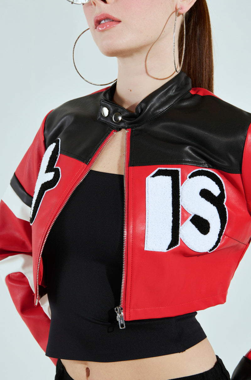 ACE CROPPED GRAPHIC MOTO