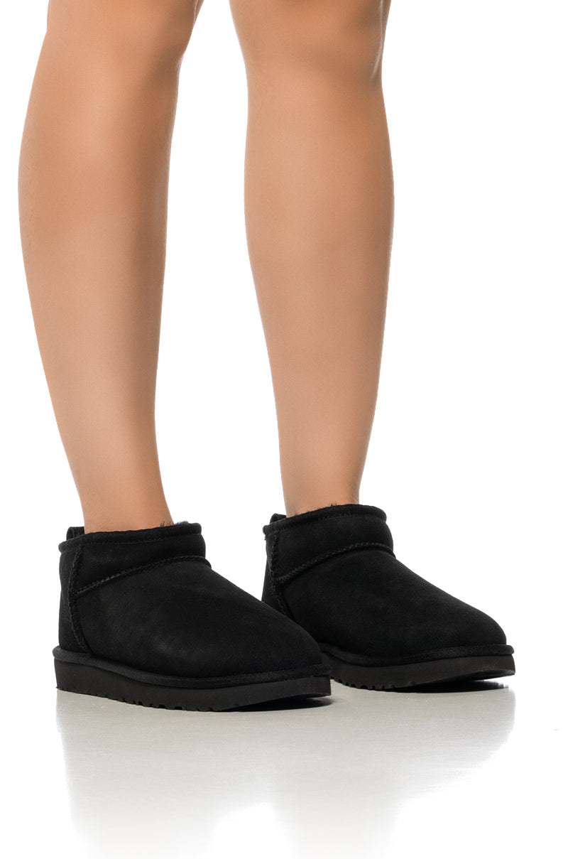 UGG ULTRA MINI BOOTIE IN BLACK