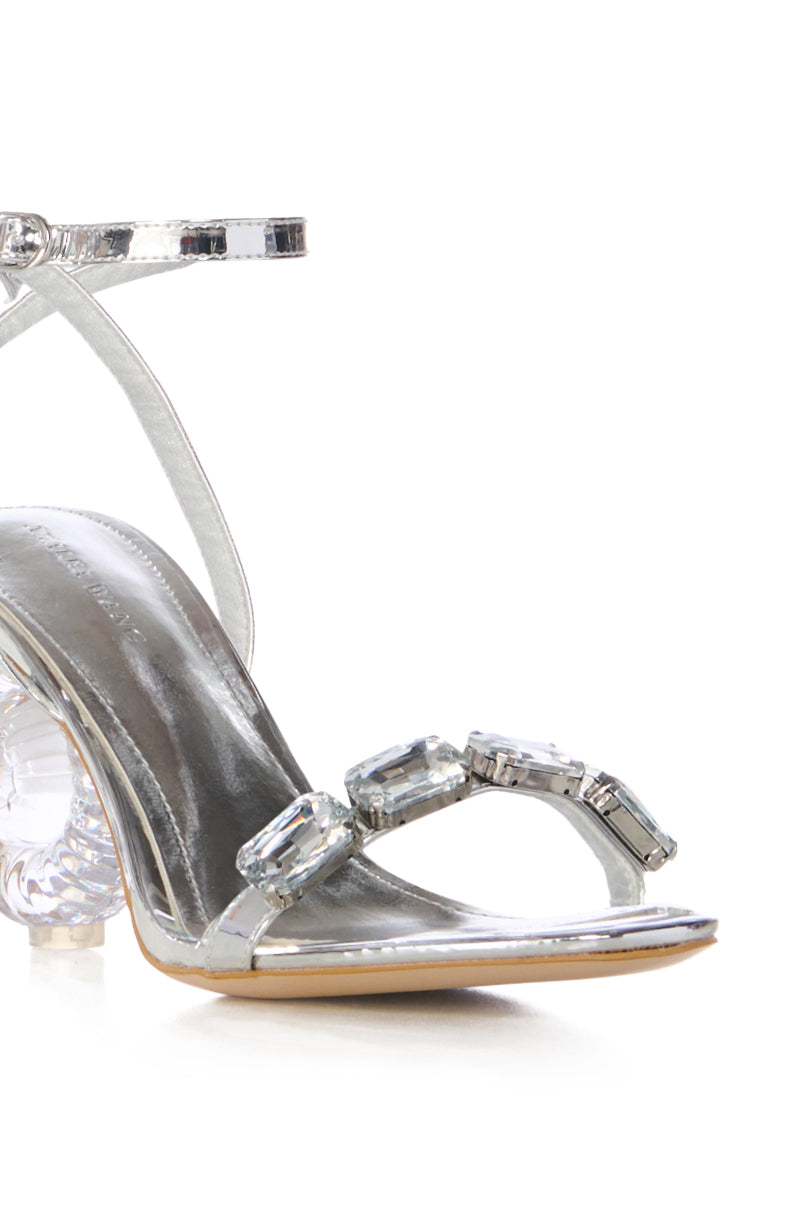 AZALEA WANG GEFFRON SILVER SHELL HEEL SANDAL