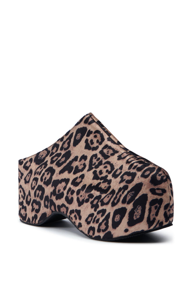 AZALEA WANG TEATREE LEOPARD FLATFORM