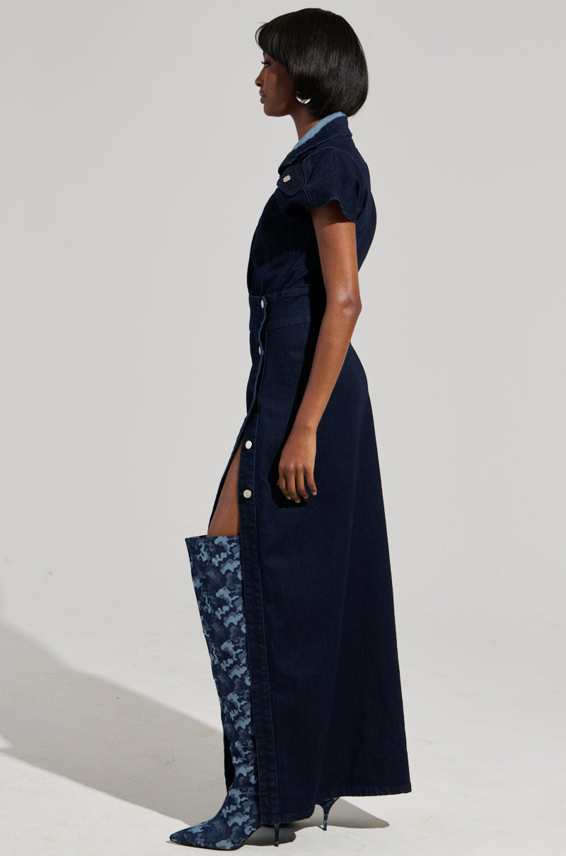 CHELSEA BUTTON SIDE DENIM MAXI DRESS