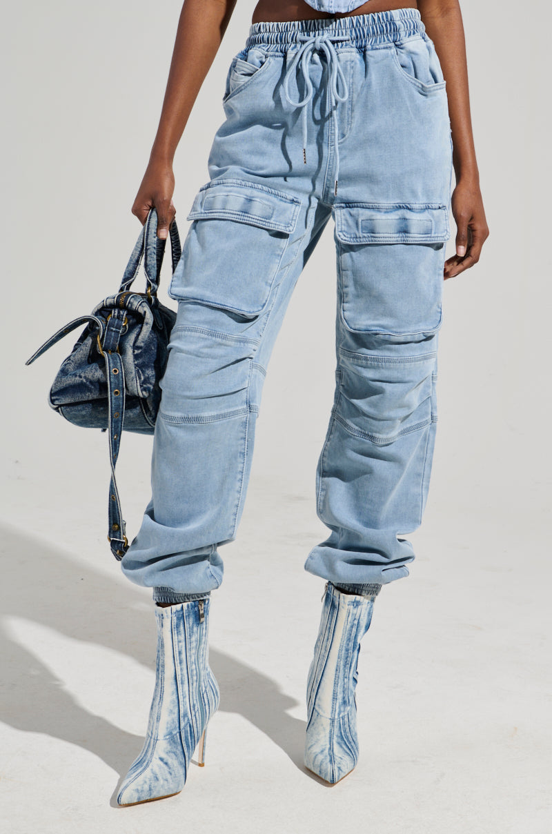 STAY COOL DENIM JOGGER