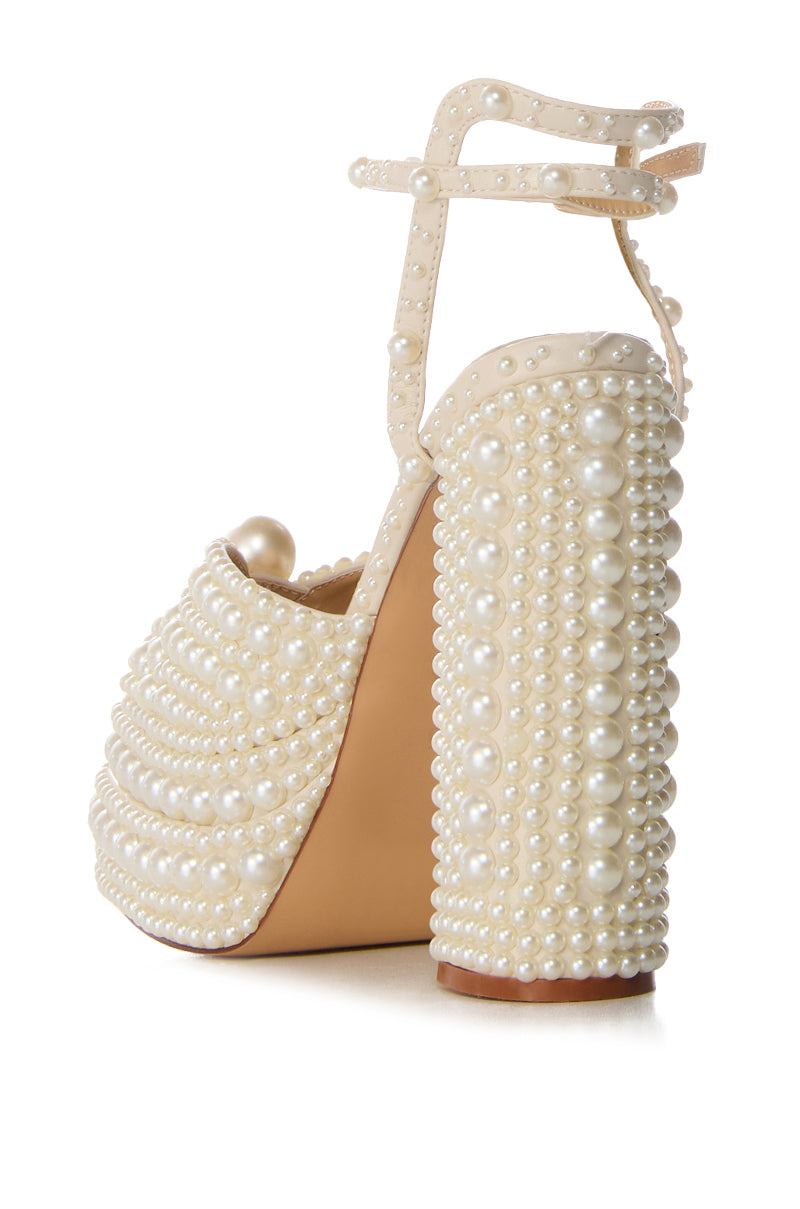 AZALEA WANG BRISSA PEARL PLATFORM SANDAL