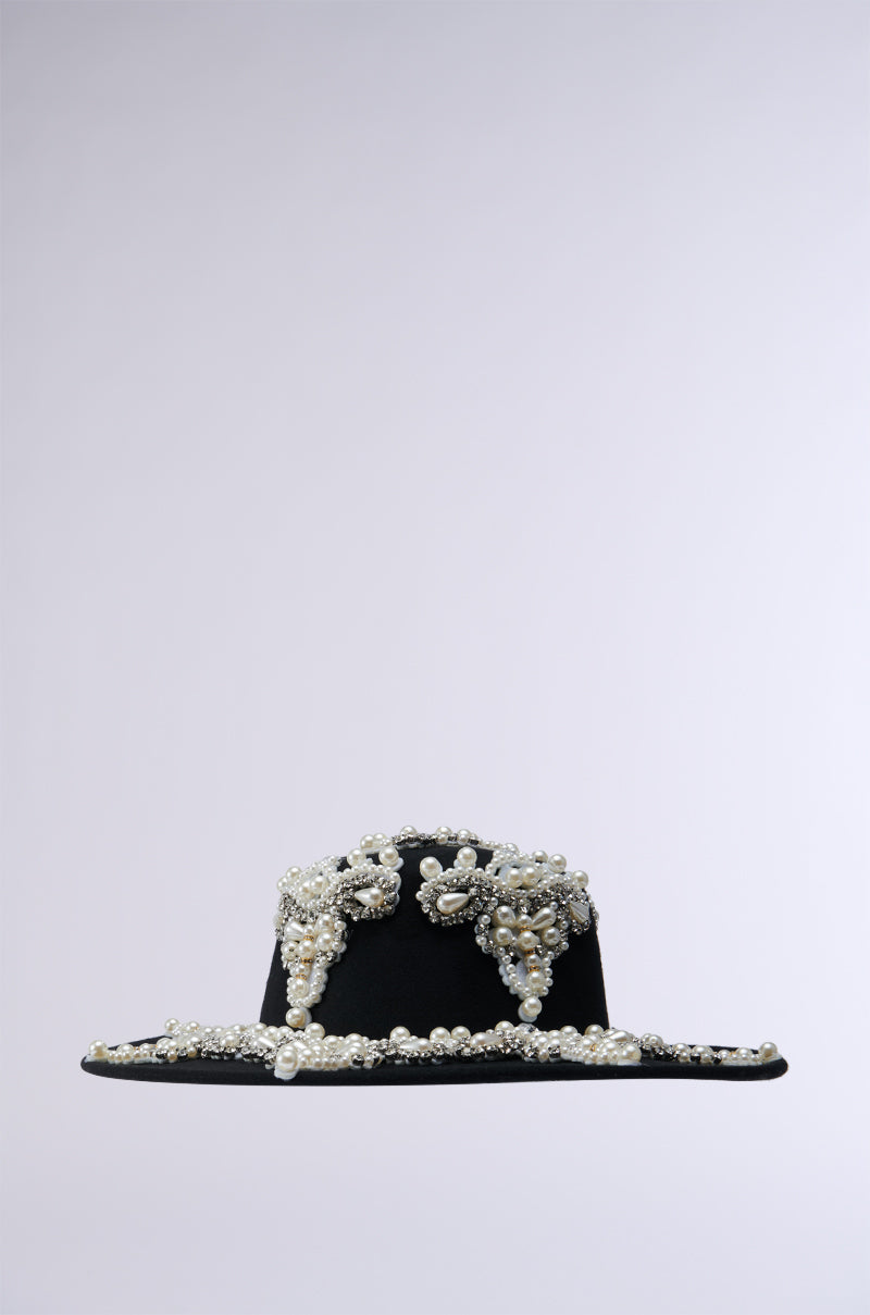 PEARL PLEASE EMBELLISHED BRIM HAT