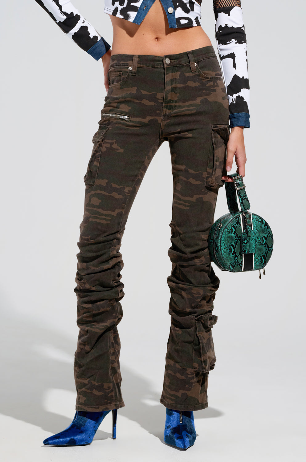 MAKE A MOVE CAMO PANT