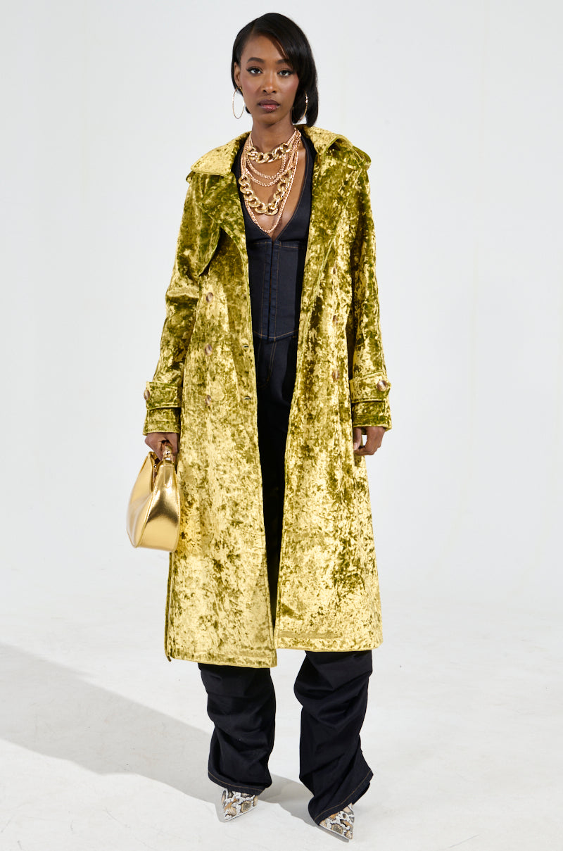 MAIN CHARACTER CRUSHED VELVET TRENCH