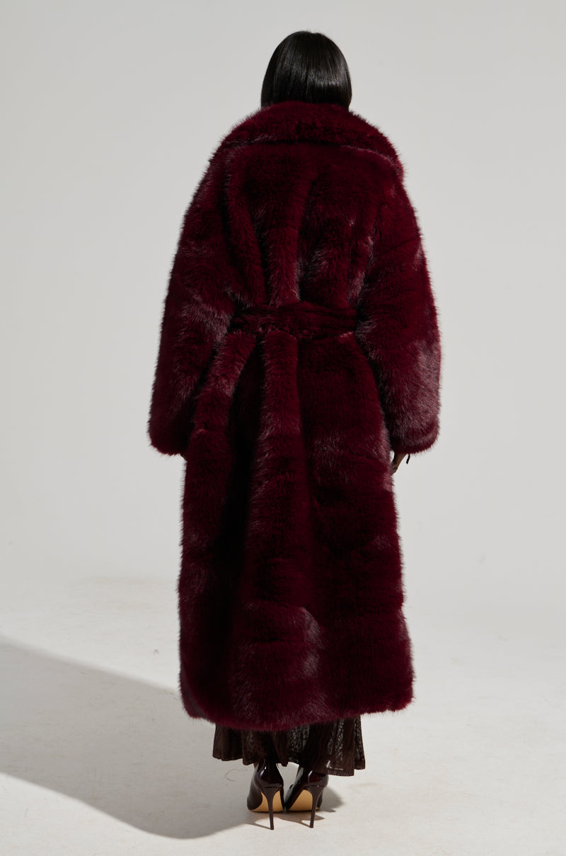 DAYANNE FAUX FUR TRENCH IN WINE