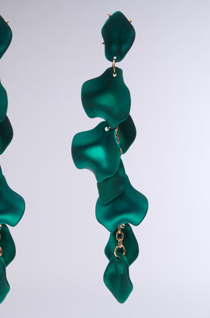 NO ENVY PETAL EARRINGS