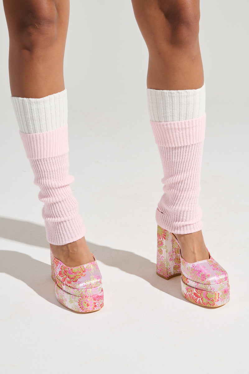 WITH THE TREND LEG WARMERS