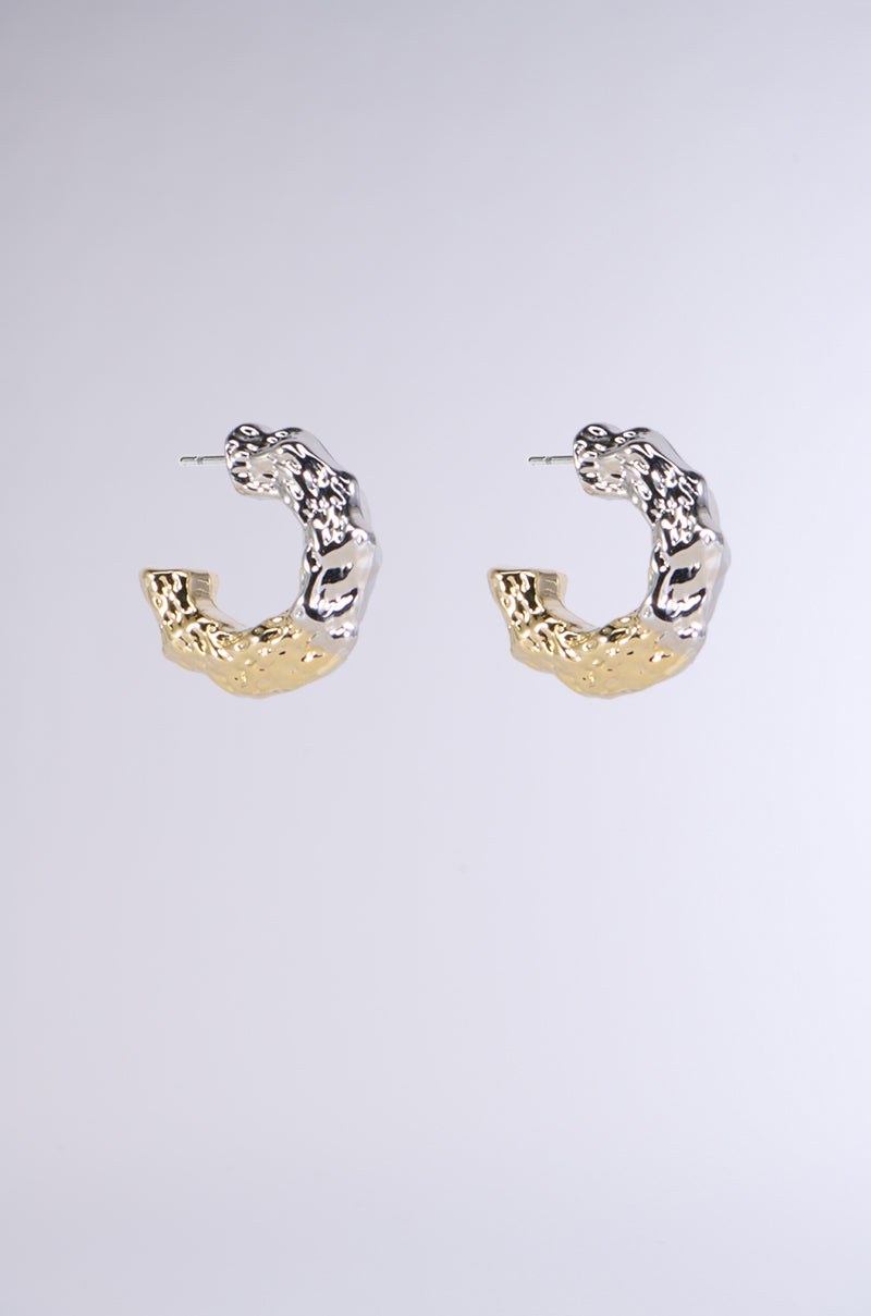 MIXED FEELINGS HOOP EARRING IN GOLD