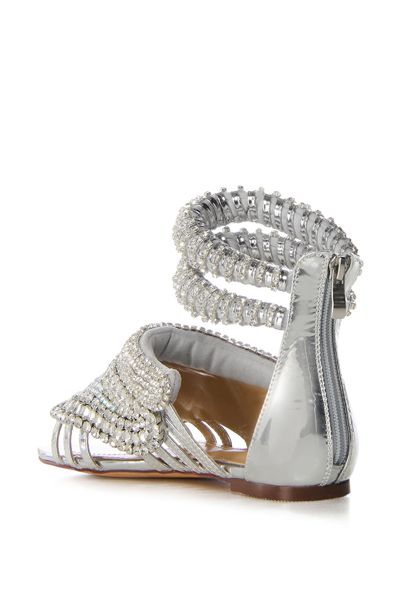 AZALEA WANG GEORGETTI SILVER DIAMOND FLAT SANDAL