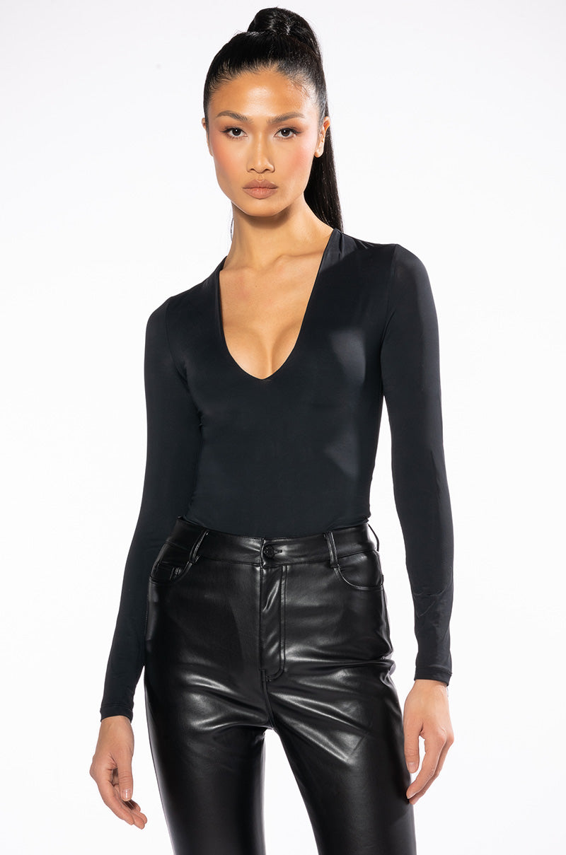 PAXTON NEW CLASSIC LONG SLEEVE DEEP V BODYSUIT