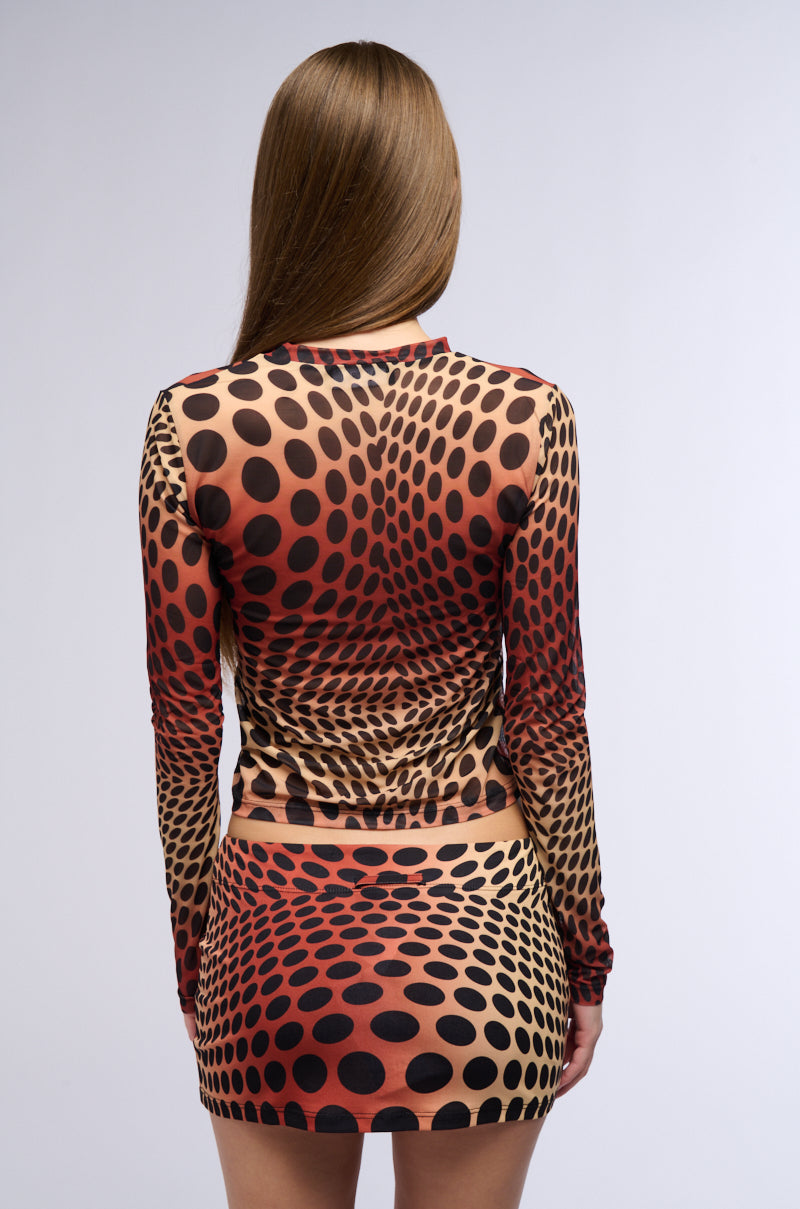 ABLE TO SEE LONG SLEEVE MESH PRINT TOP