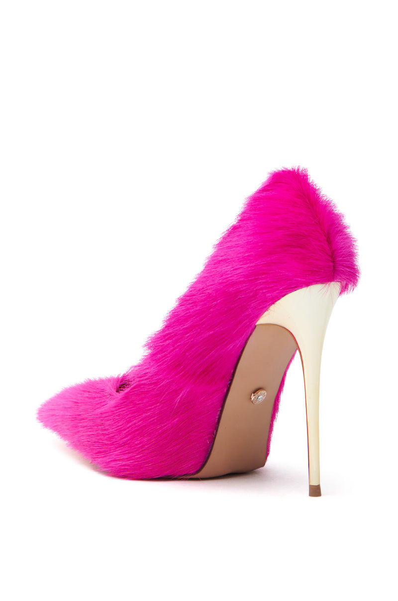 AZALEA WANG ROMEE FUCHSIA PONY HAIR PUMP