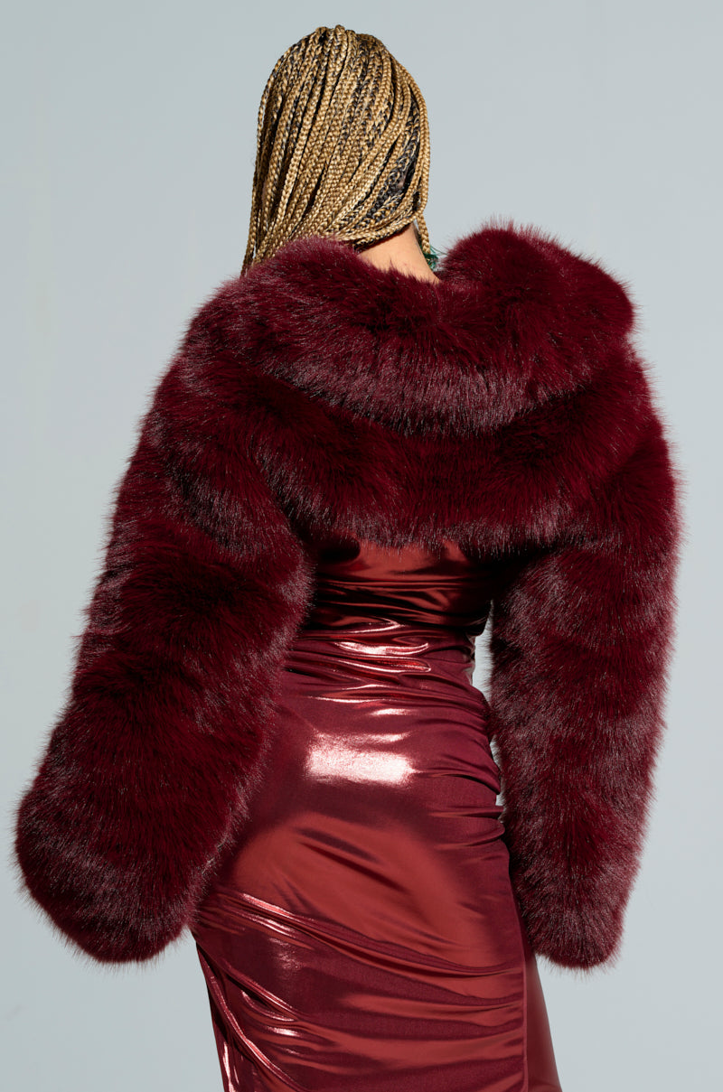 LEILA ULTRA CROP FAUX FUR IN BURGUNDY