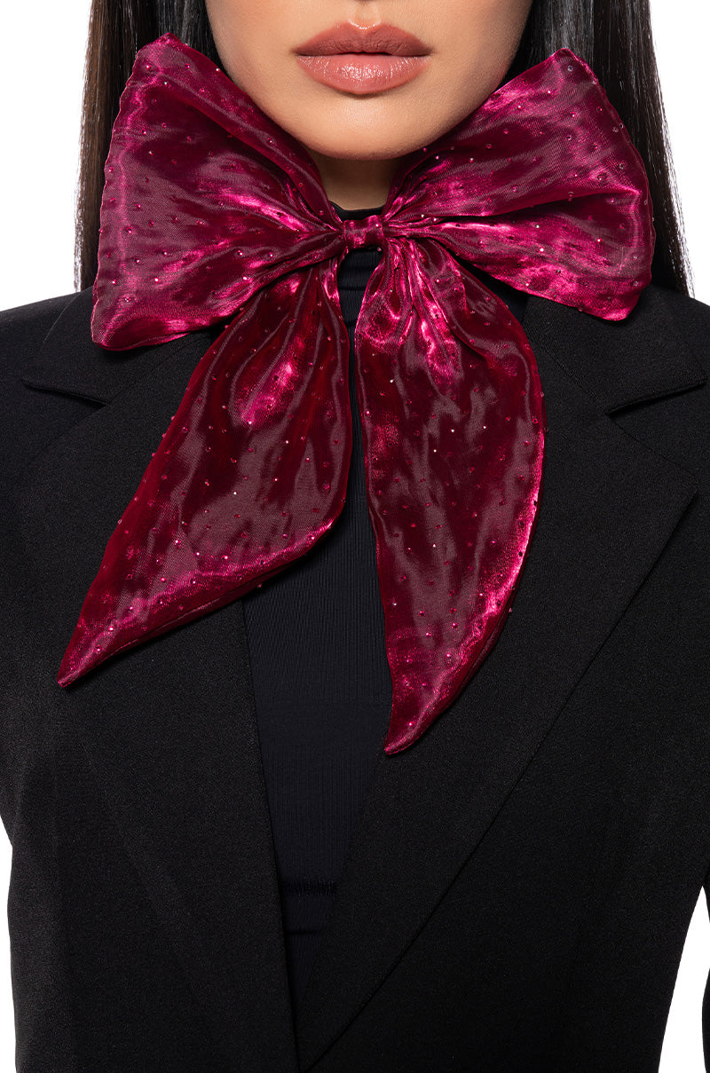 EMBELLISHING YOU BOW CHOKER