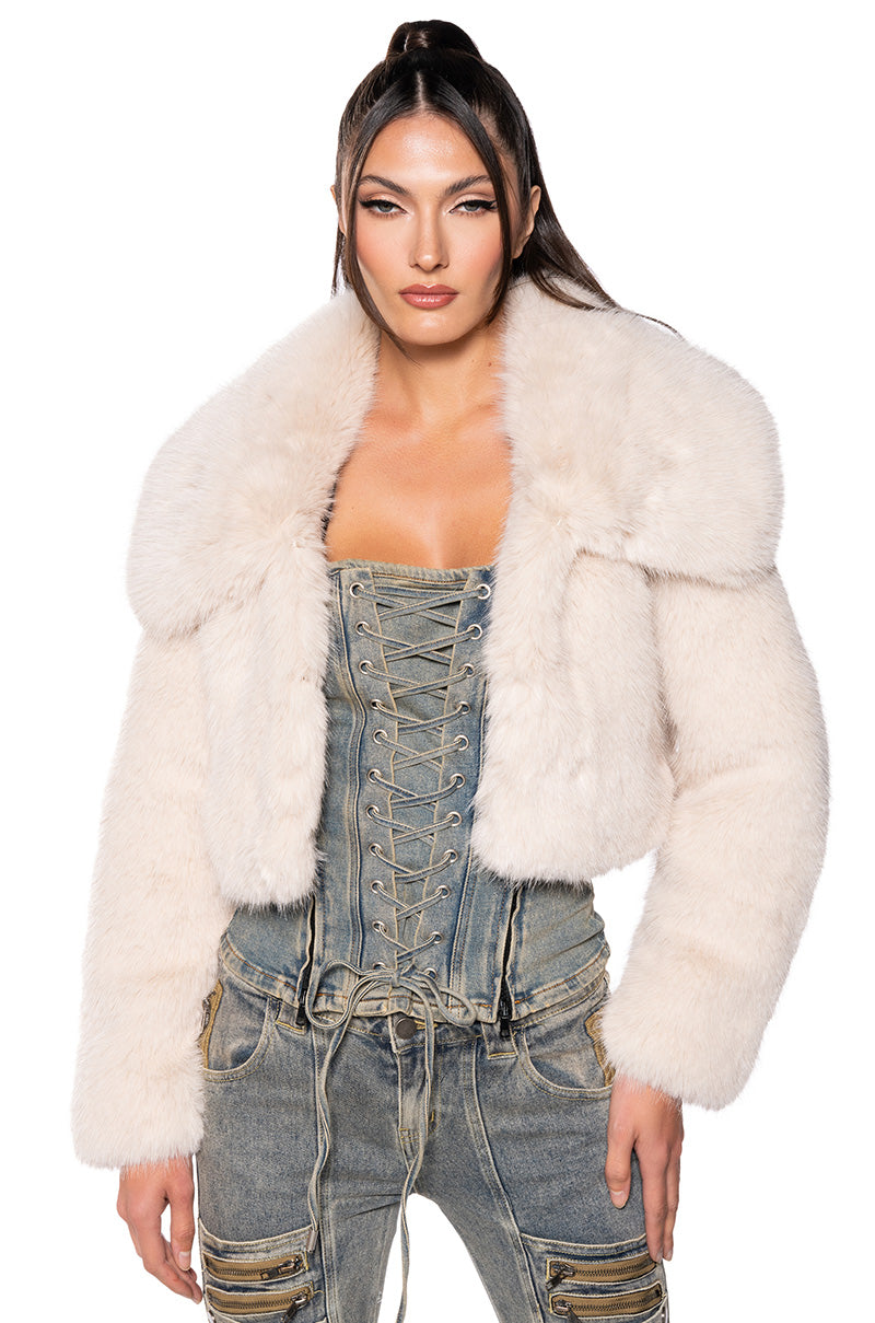 NEFTY FAUX FUR JACKET IN CREAM