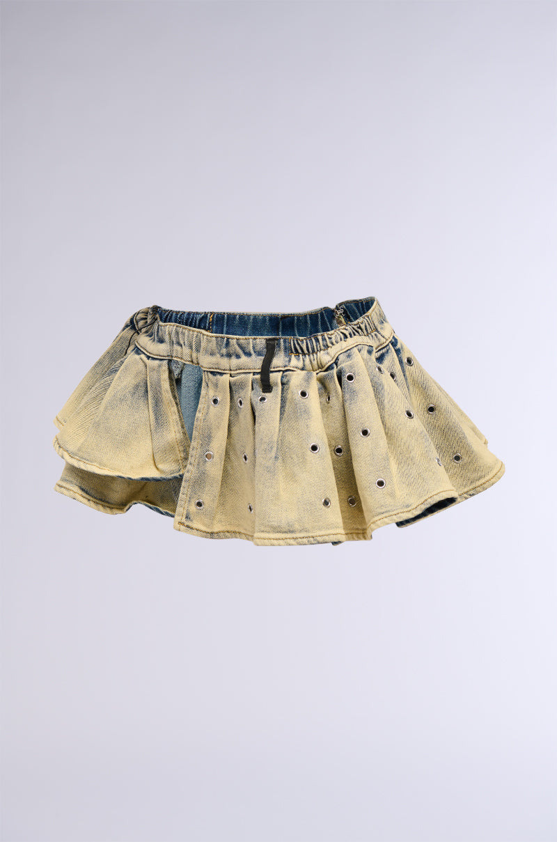 NEVER JADED WASHED DENIM BELT SKIRT IN YELLOW