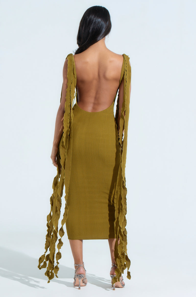 GET LIKE ME BACKLESS MIDI DRESS IN GREEN