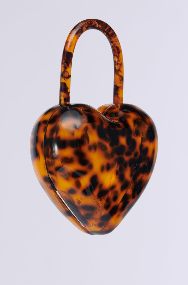 HEART ON LOCK PURSE