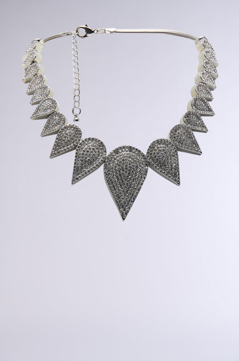 ICE PRINCESS STATEMENT NECKLACE