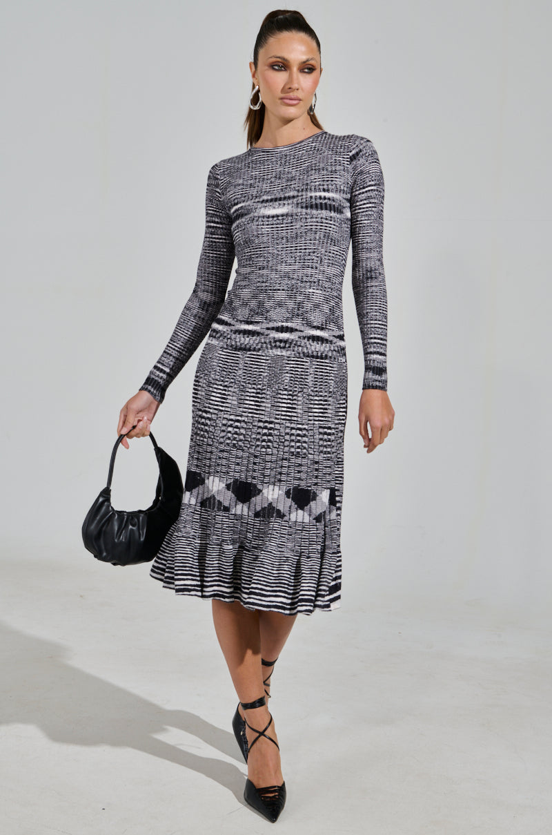 SWERVIN KNIT MAXI DRESS