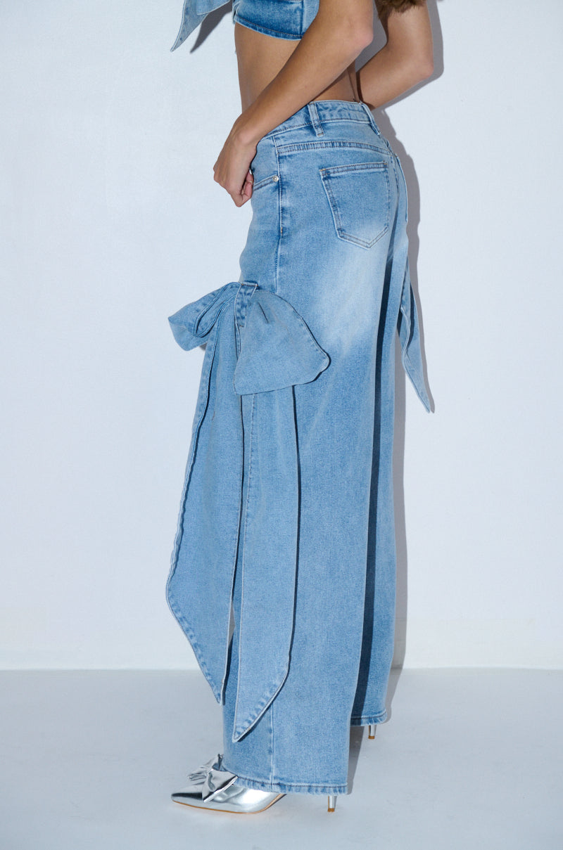 AVIVA BOW DETAIL WIDE LEG JEAN