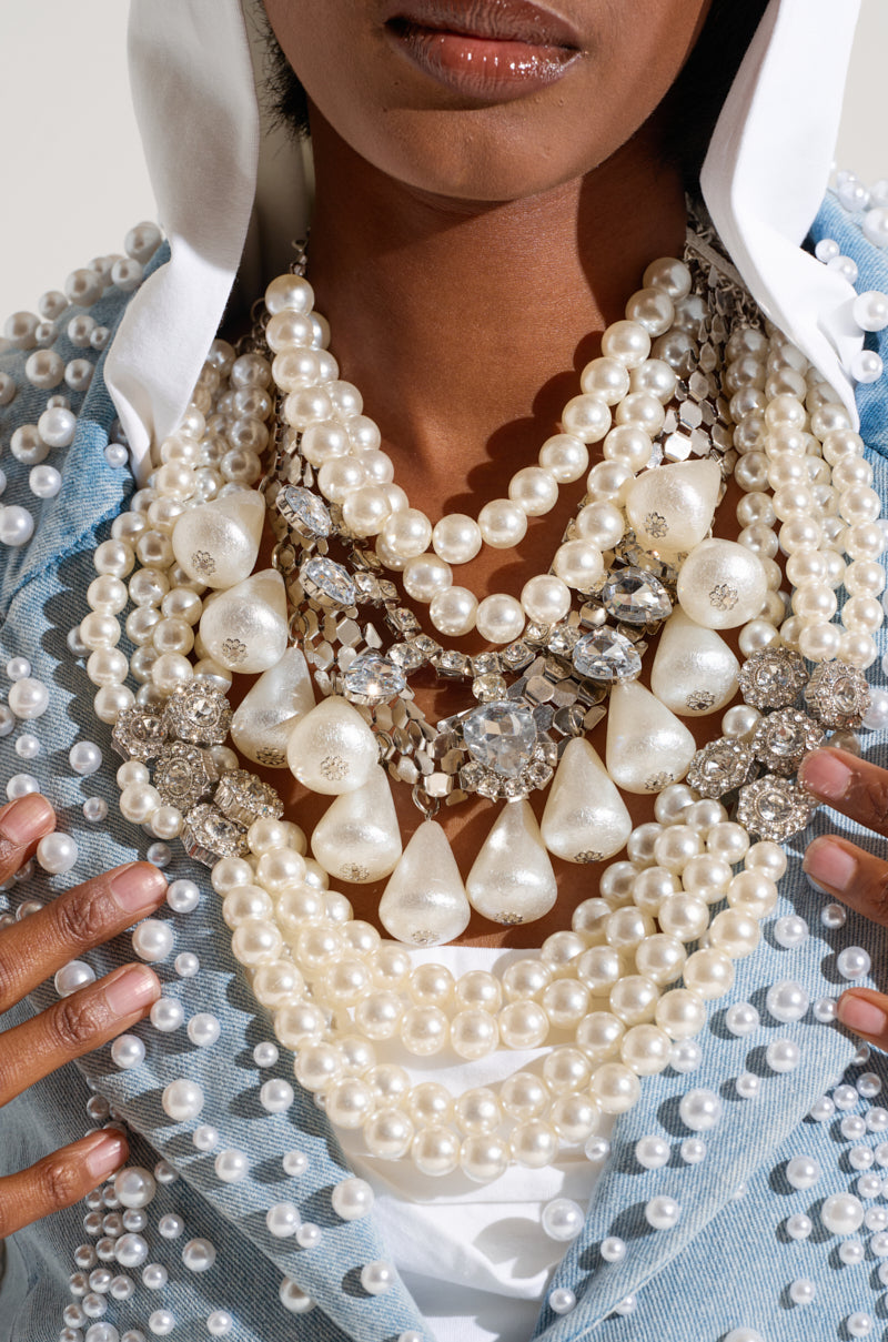 PEARL PLEASE STATEMENT NECKLACE