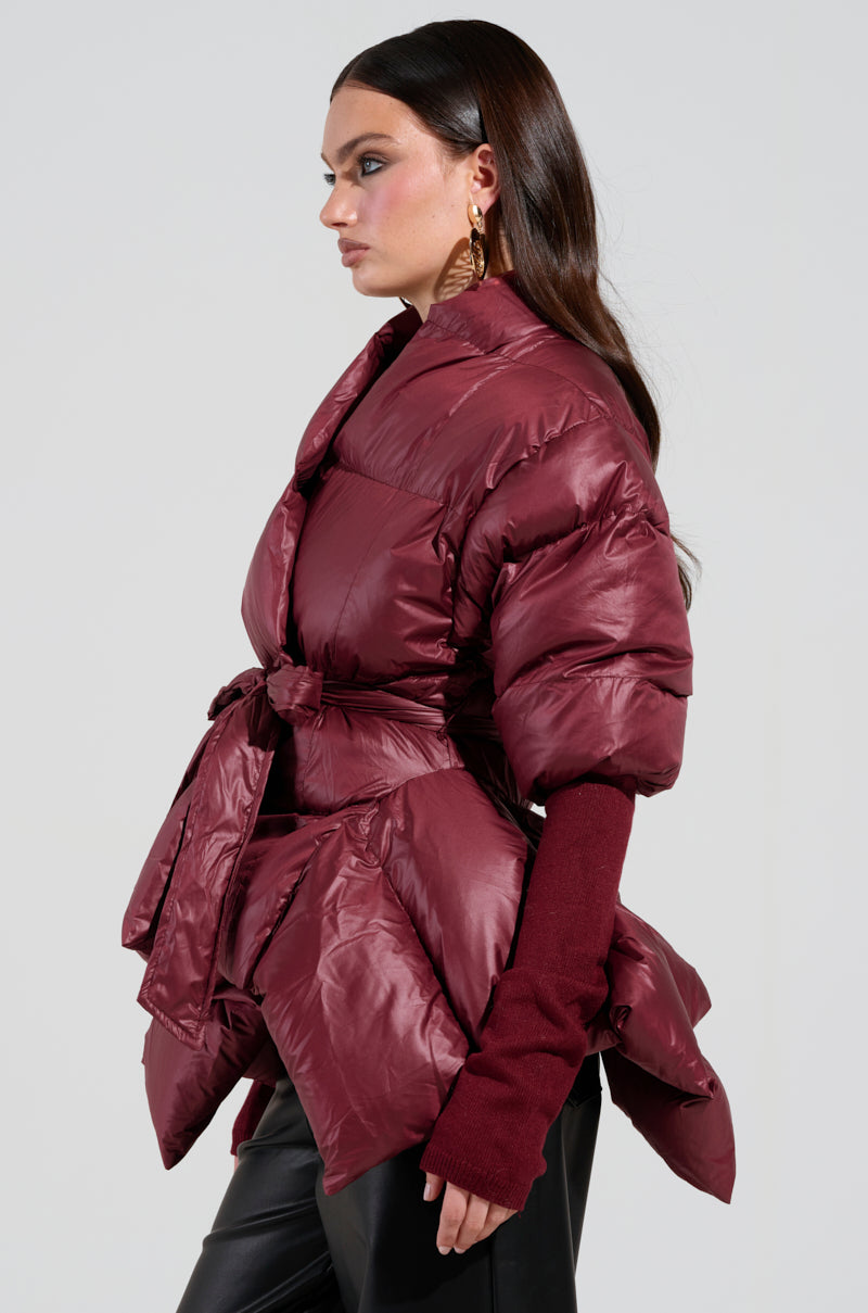 RIB SLEEVE PEPLUM PUFFER IN BURGUNDY