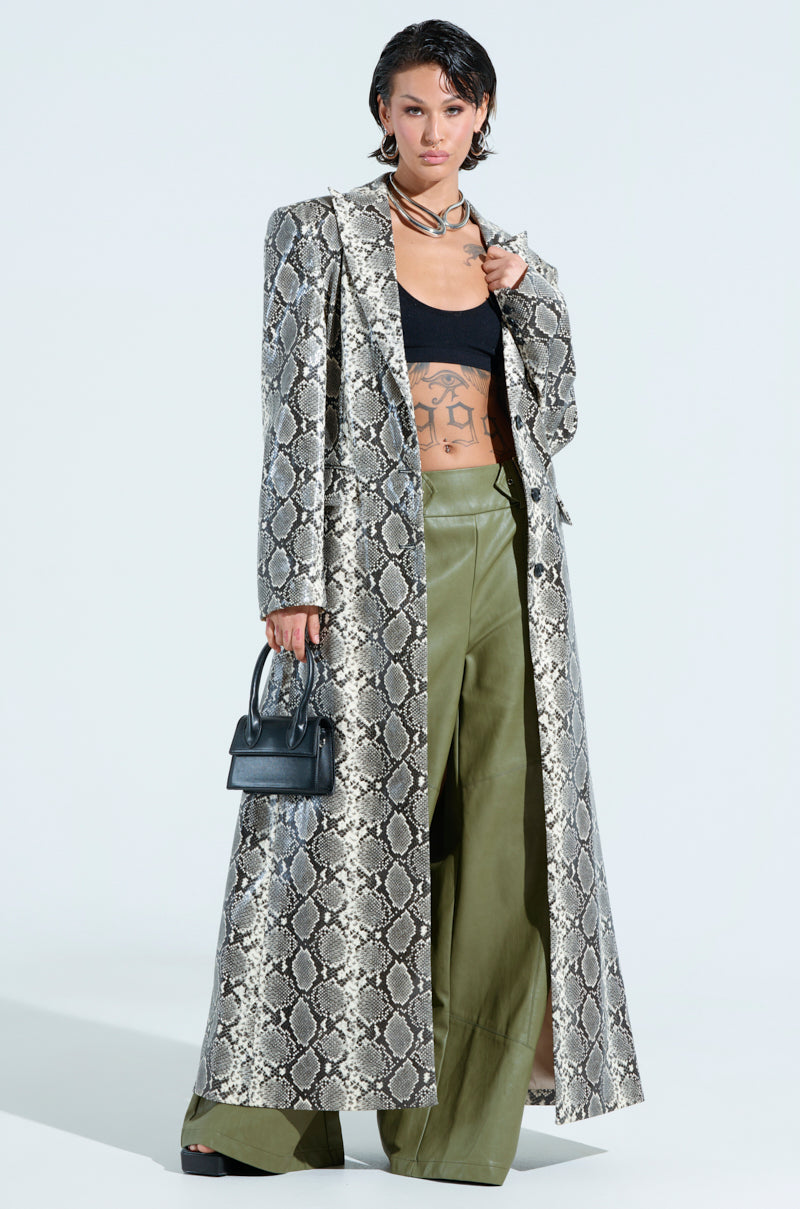 INCOGNITO SNAKE PRINT TRENCH IN IVORY