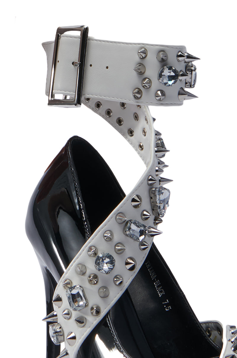 AZALEA WANG TRIANA BLACK PATENT EMBELLISHED PUMP