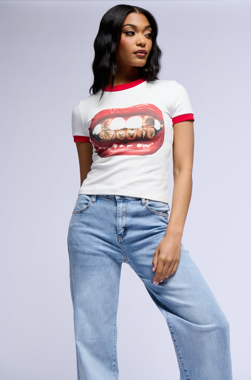 GOLD GRILL GRAPHIC TEE