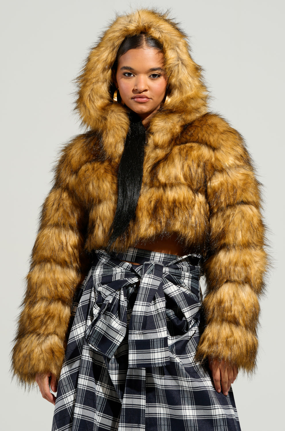 GRACELLE FAUX FUR CROPPED JACKET