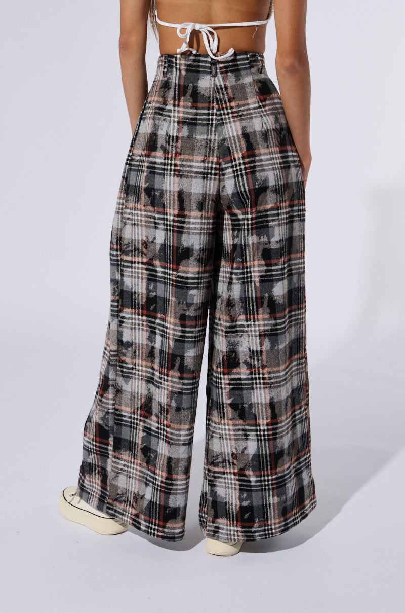 PLAID SWAGGER SLACKS