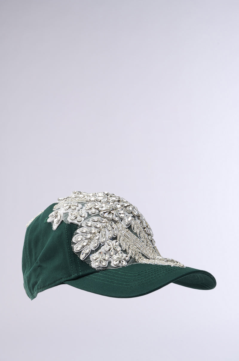 FOREVER EXTRA APPLIQUE HAT