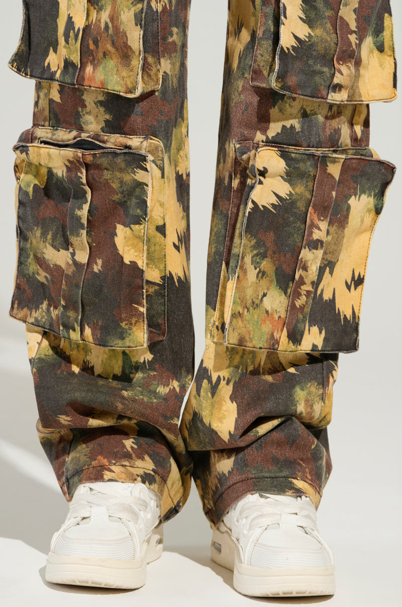 FLYING HIGH CAMO PANT