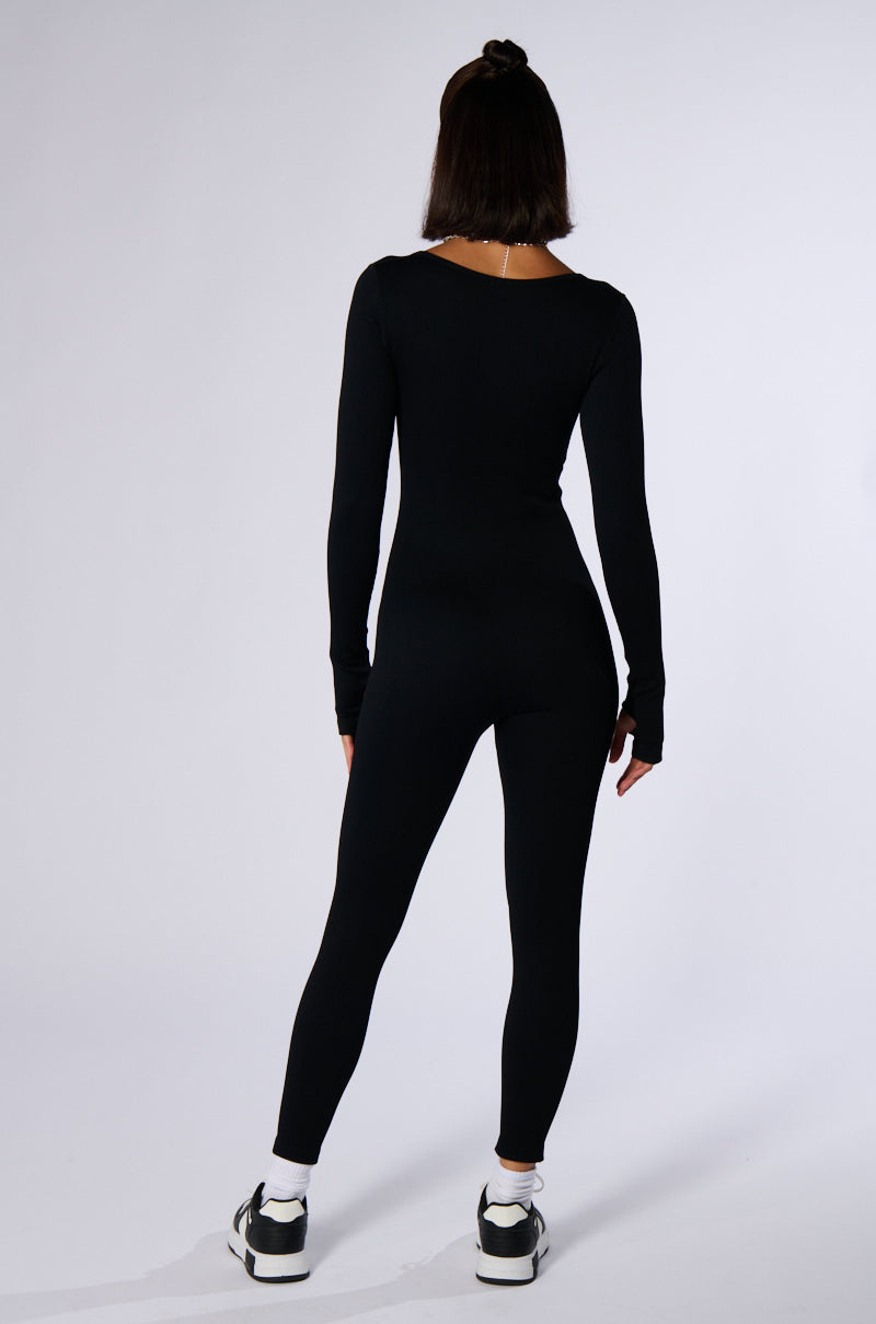 HOT GIRL WALK LONG SLEEVE CATSUIT IN BLACK