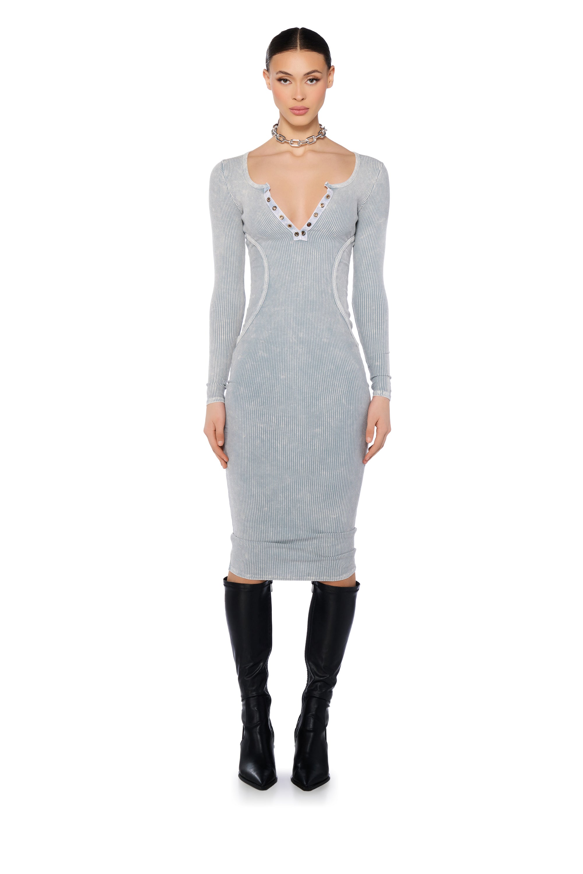 CREATING MOVEMENT FITTED MINERAL WASH MIDI DRESS